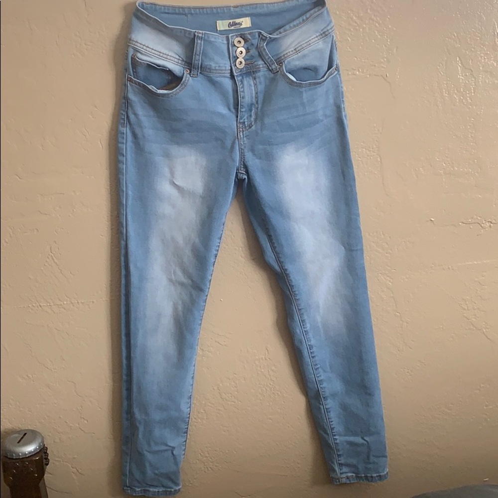 Women’s jeans